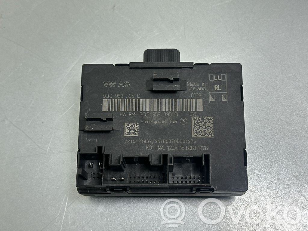 Volkswagen PASSAT B8 Door control unit/module 