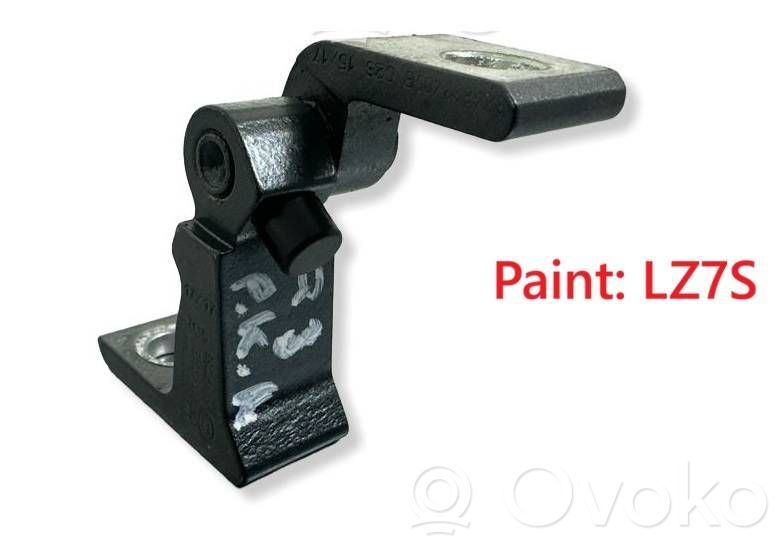 Audi Q3 8U Rear door lower hinge 
