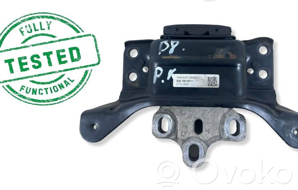 Volkswagen PASSAT B8 Engine mount bracket 