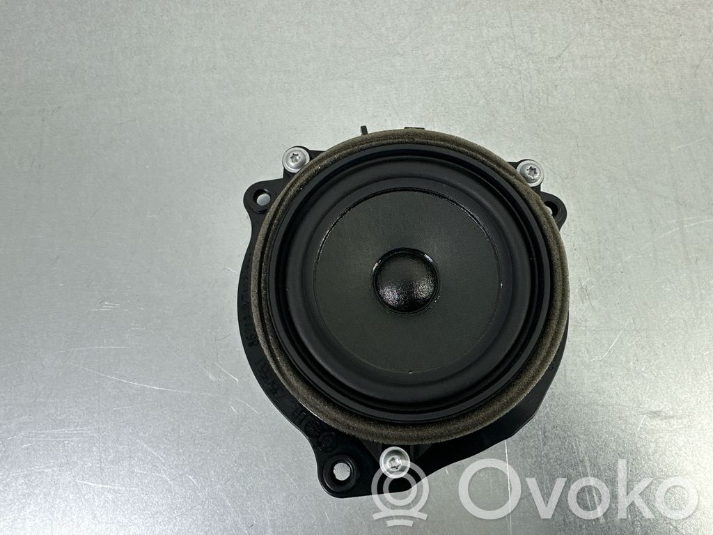 BMW X1 F48 F49 Громкоговоритель (громкоговорители) в задних дверях 