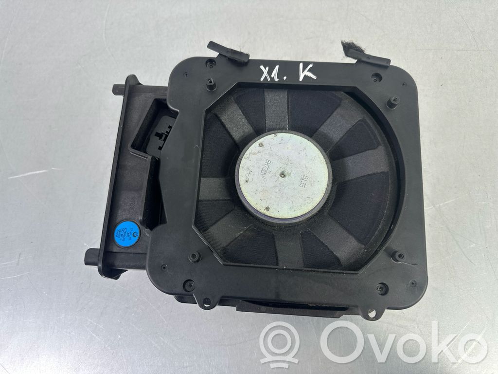 BMW X1 F48 F49 Altavoz subwoofer 