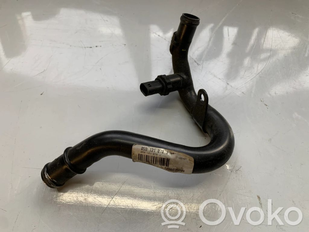 Audi Q5 SQ5 8R Engine coolant pipe/hose 