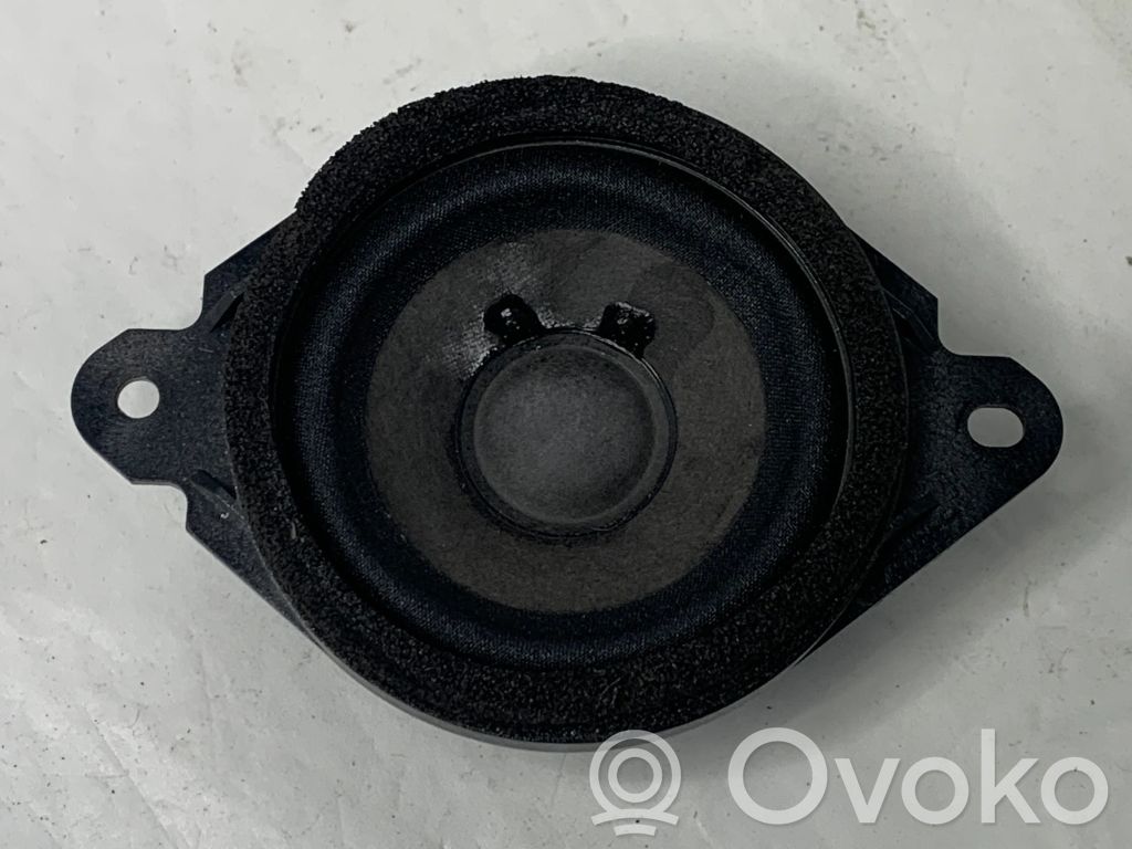 Mazda CX-7 Front door speaker 
