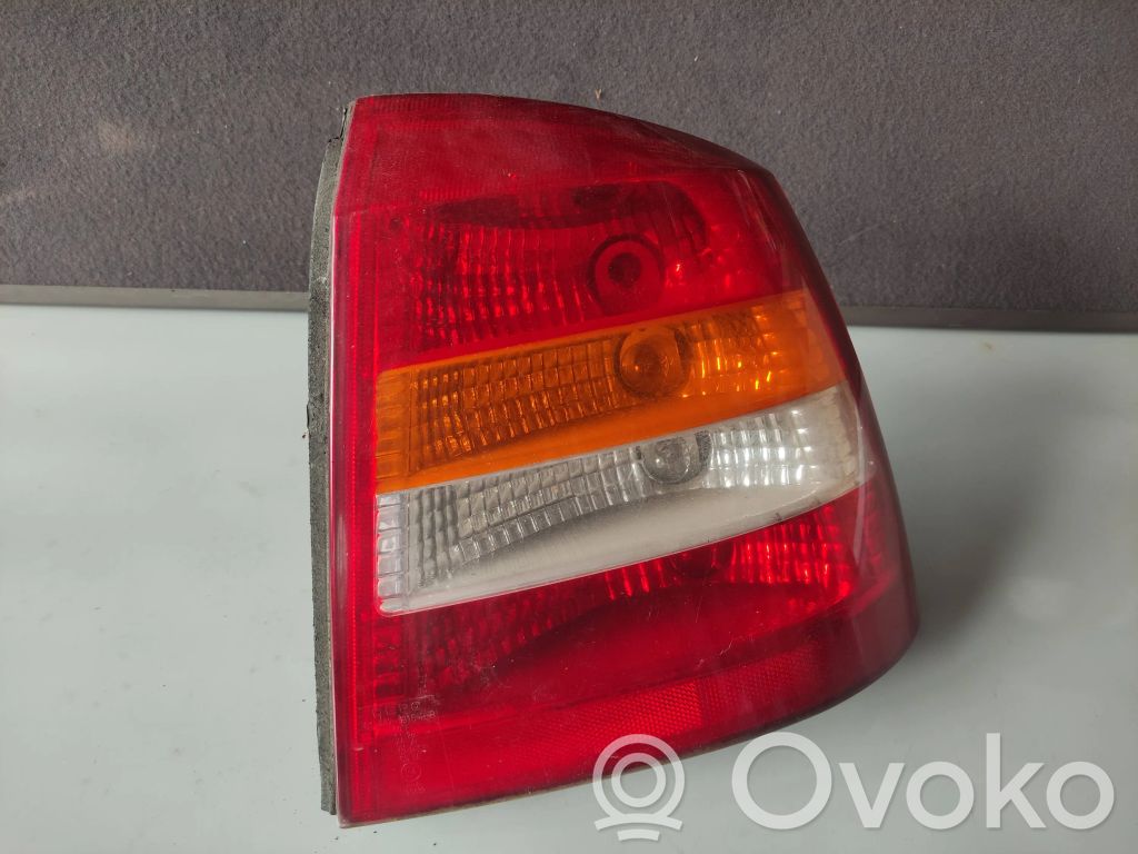 Opel Astra G Luz trasera/de freno 