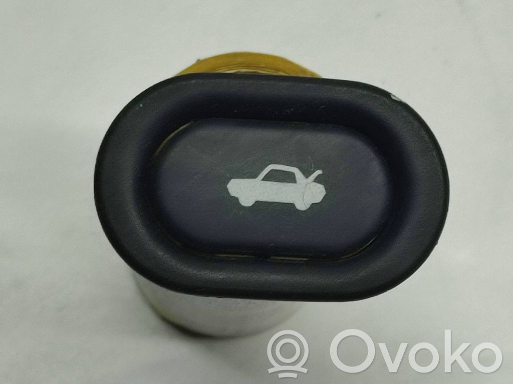 Saab 900 Tailgate opening switch 