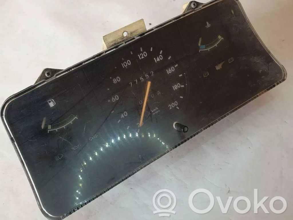 Opel Kadett E Speedometer (instrument cluster) 