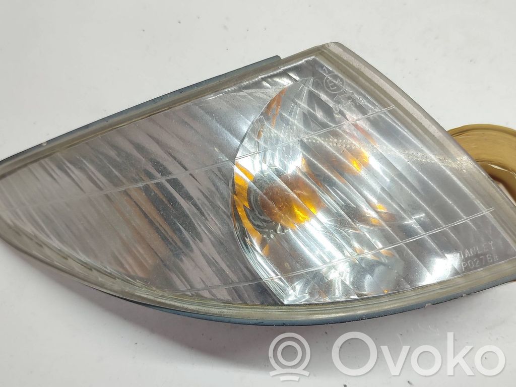 Mazda Premacy Front indicator light 