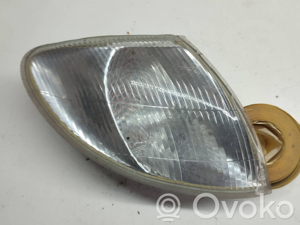 Renault Laguna I Front indicator light 
