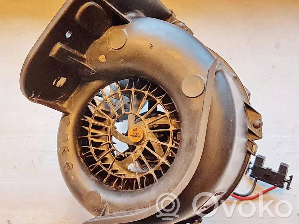 Renault 19 Lämmittimen puhallin 