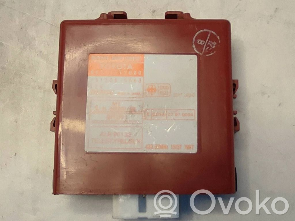 Toyota Corolla E110 Central locking relay 