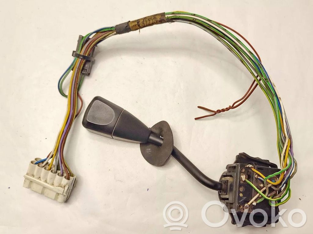 Indicator stalk   1382870