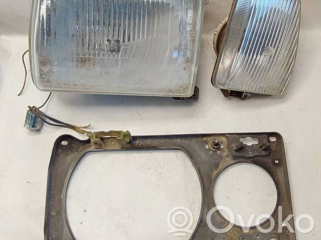 Volkswagen PASSAT B2 Scheinwerfer 