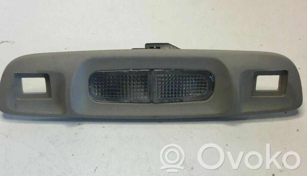 Jaguar S-Type Luz del asiento trasero 