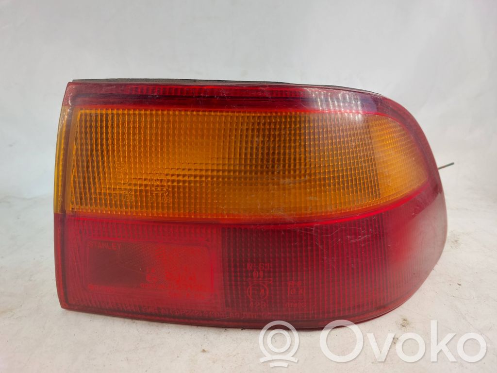 Lampa tylna   0431128R