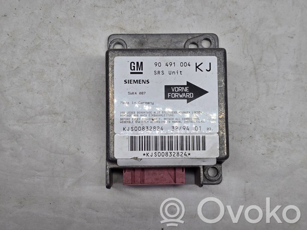 Opel Omega B1 Airbag control unit/module 