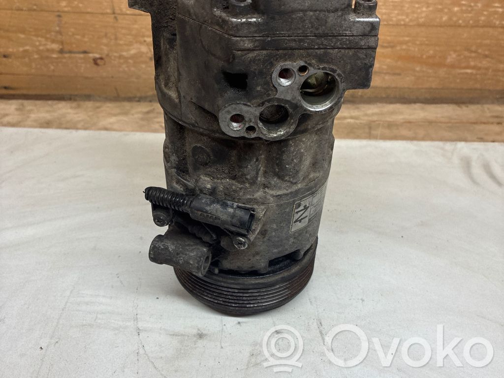 Ilmastointilaitteen kompressorin pumppu (A/C)   64526908660