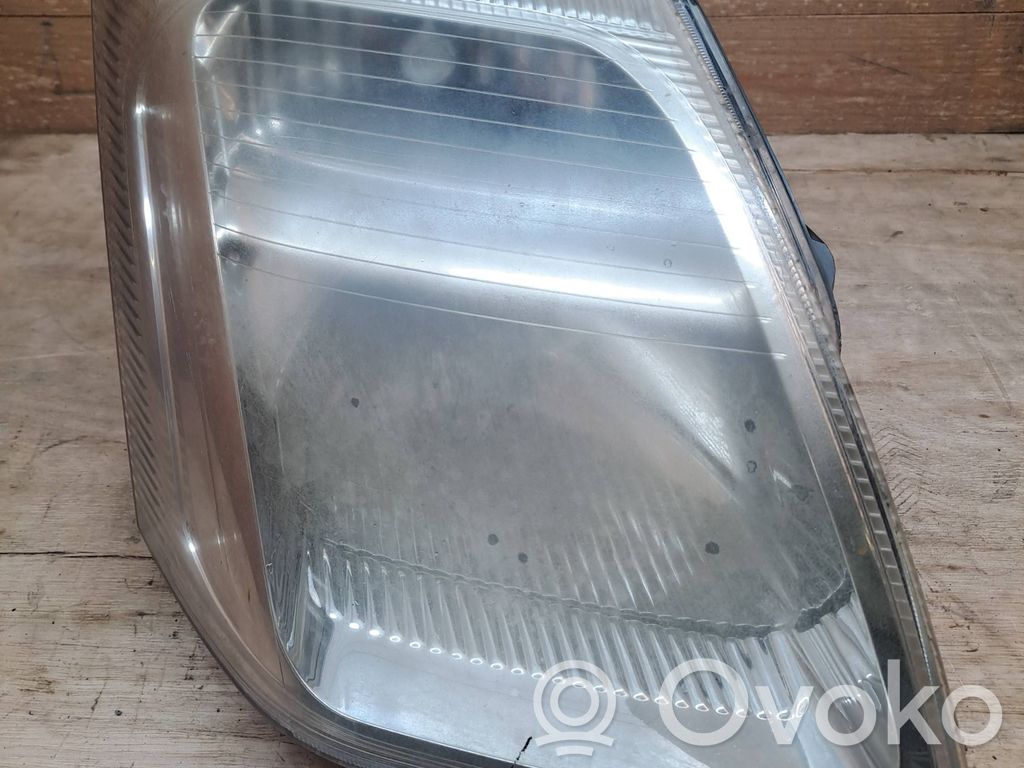 Headlight/headlamp   41981748