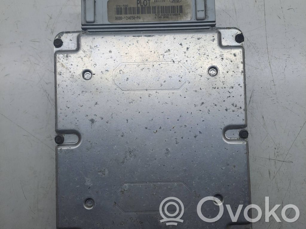 Ford Mondeo MK I Engine control unit/module 