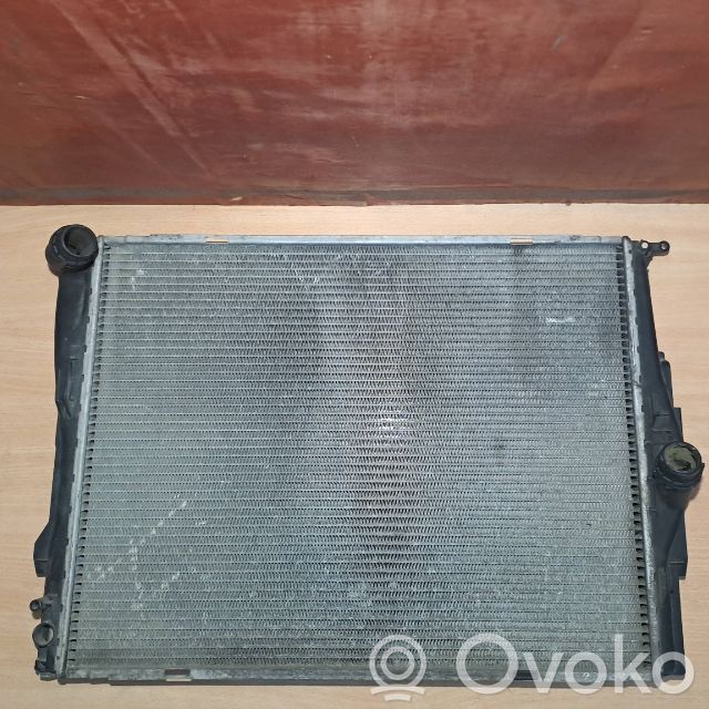 BMW 3 E90 E91 Coolant radiator 