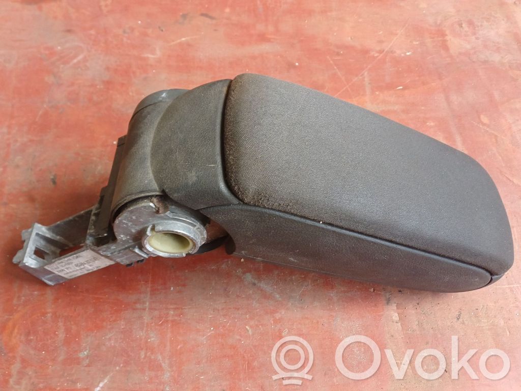 Reposabrazos   4B0864207