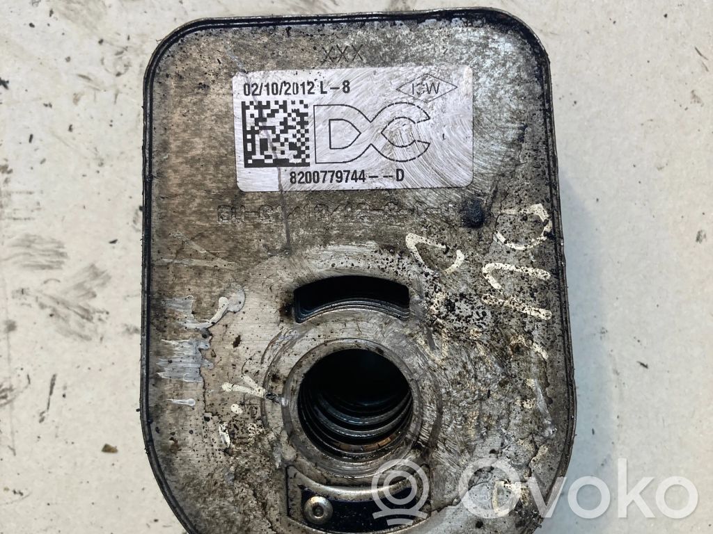 Dacia Duster Engine oil radiator 