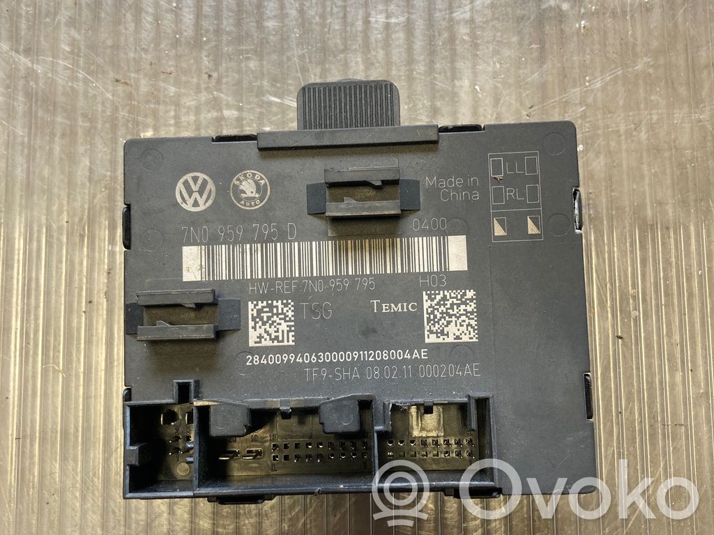 Skoda Yeti (5L) Door control unit/module 