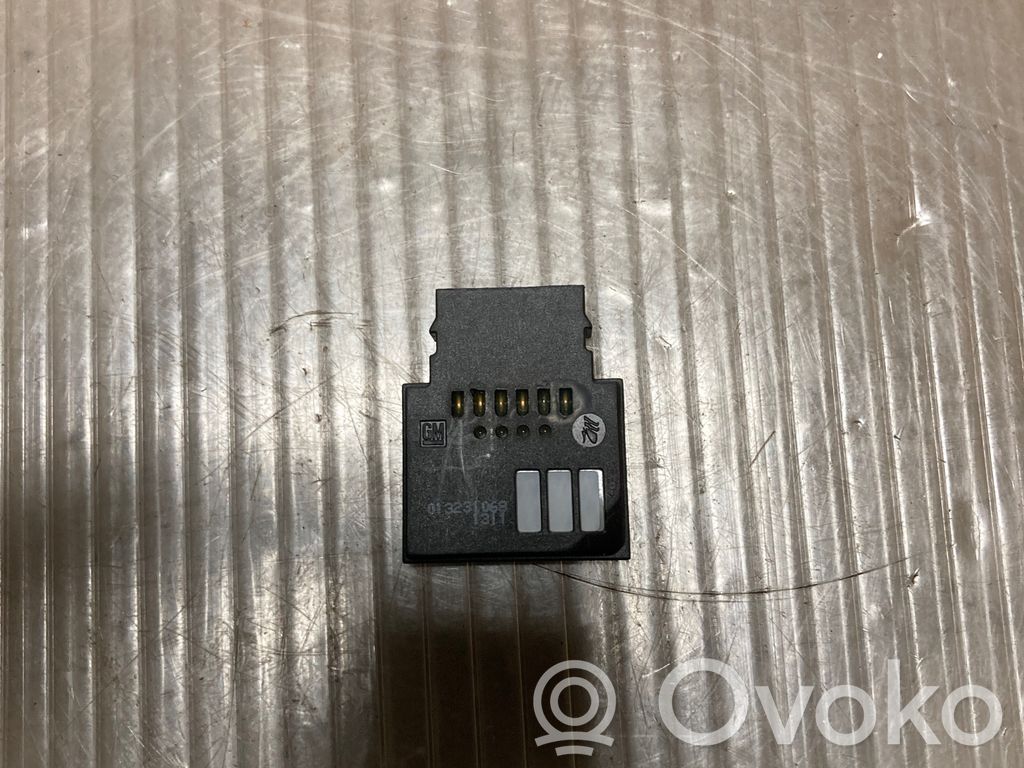 Chevrolet Orlando Czujnik temperatury wewnętrznej 