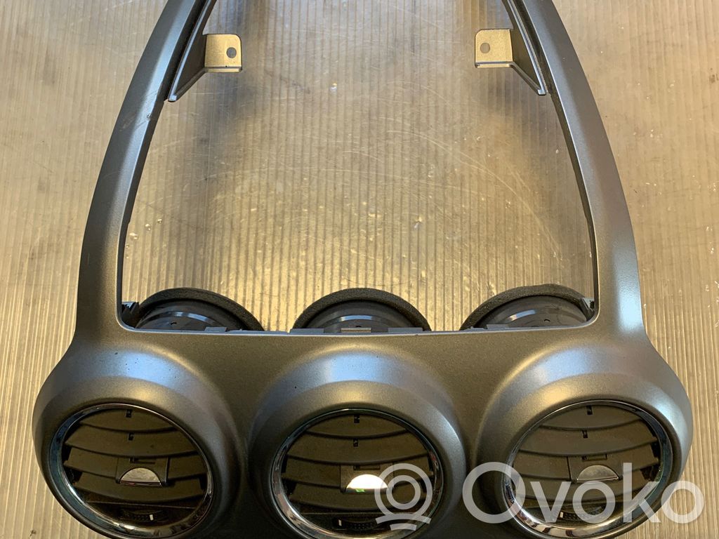 Opel Antara Grilă ventilație centrală 