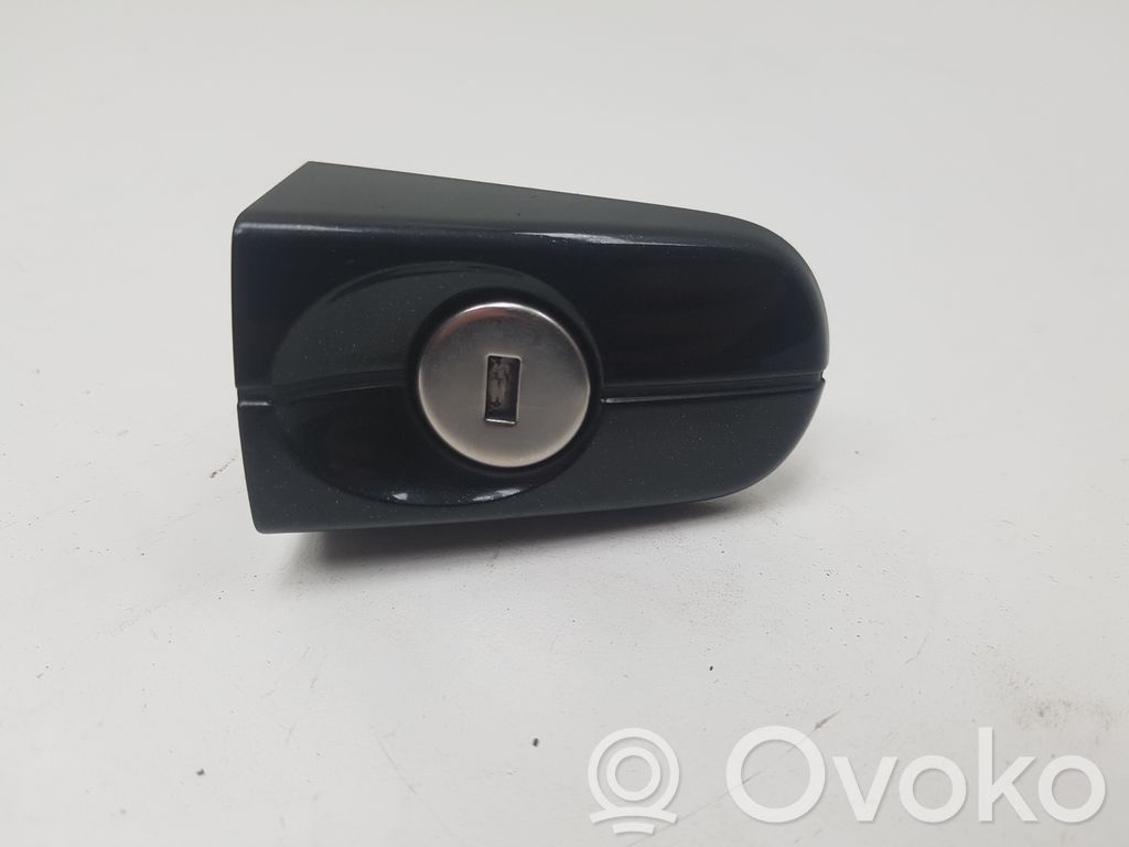 Front door lock