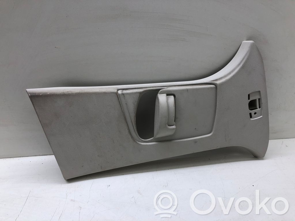 Ford Focus Pilar (B) (superior) 