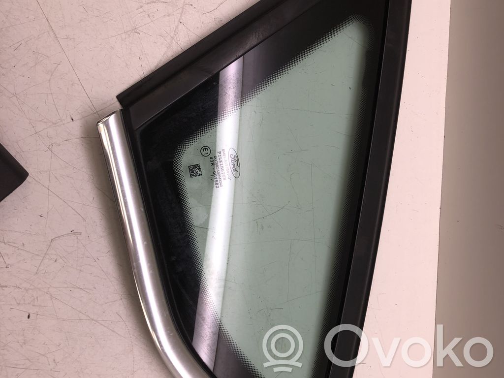 Ford Focus Rear side window 