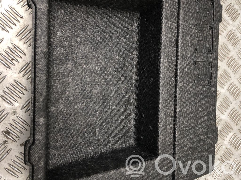 Mazda CX-3 Tool box 