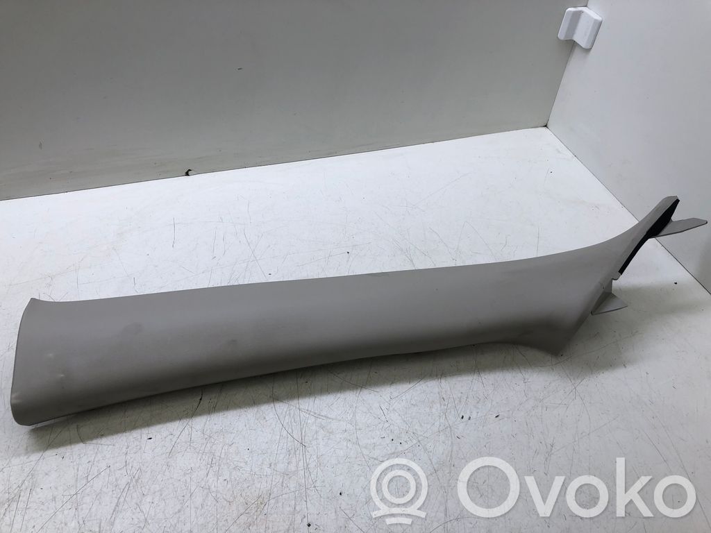 Pilar (A)   D10E68170