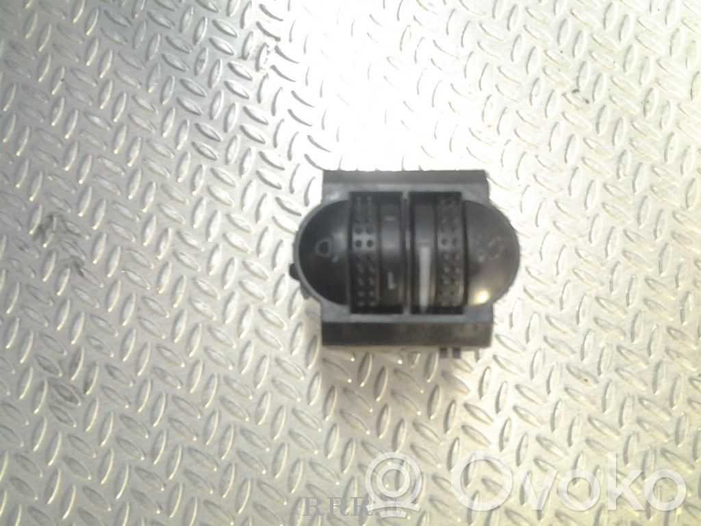 Headlight level height control switch   3B0941333C