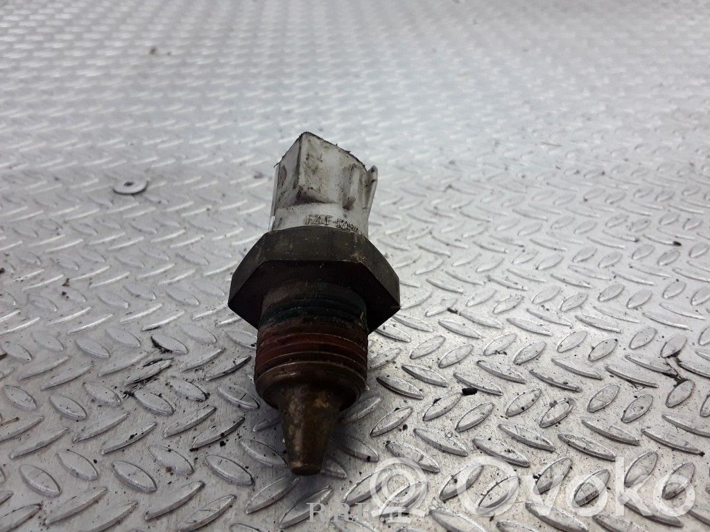 Sensor de temperatura del refrigerante   F2AF12A648AA