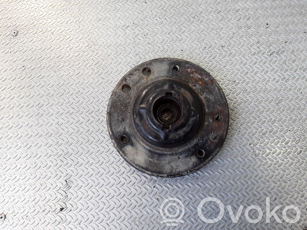 Coil spring mount   13188763