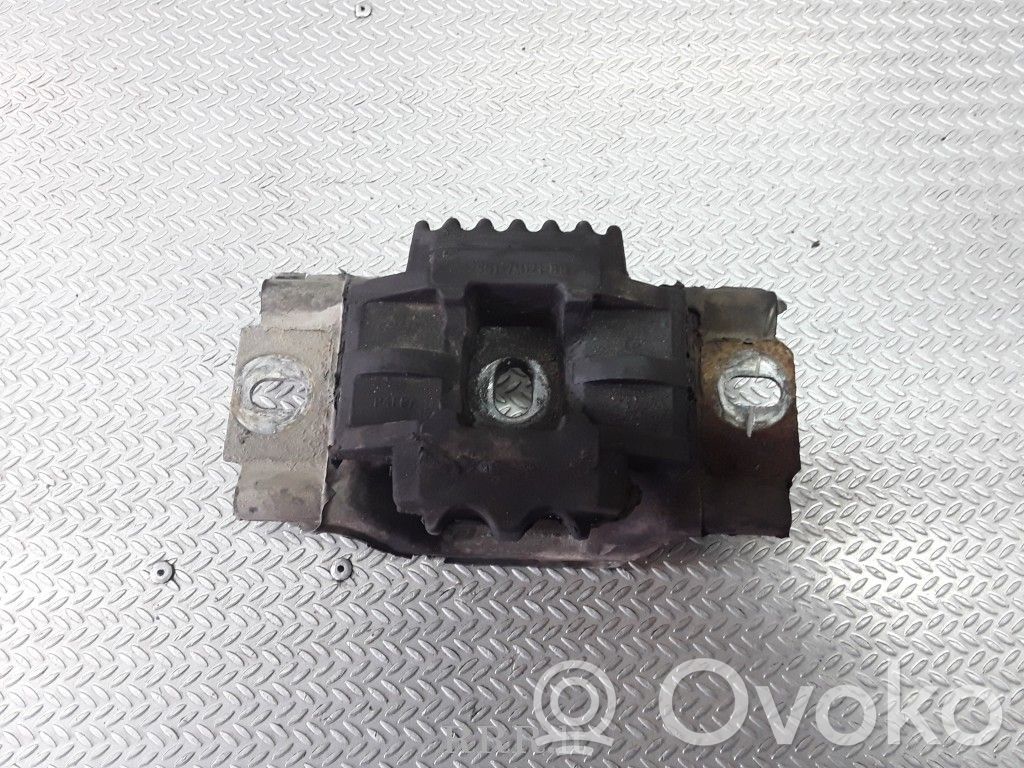 Ford Fiesta Moottorin kiinnikekorvake 