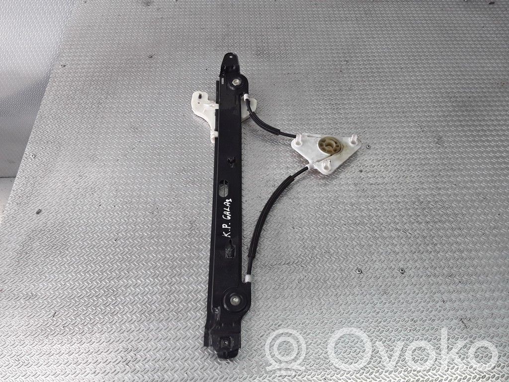 Regulador manual de la ventanilla trasera   5P0839461