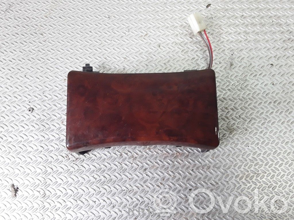 Car ashtray   7M3857922A