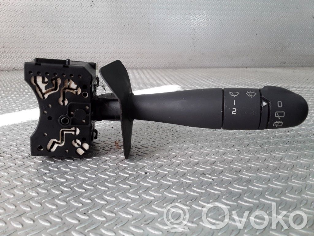 Wiper control stalk