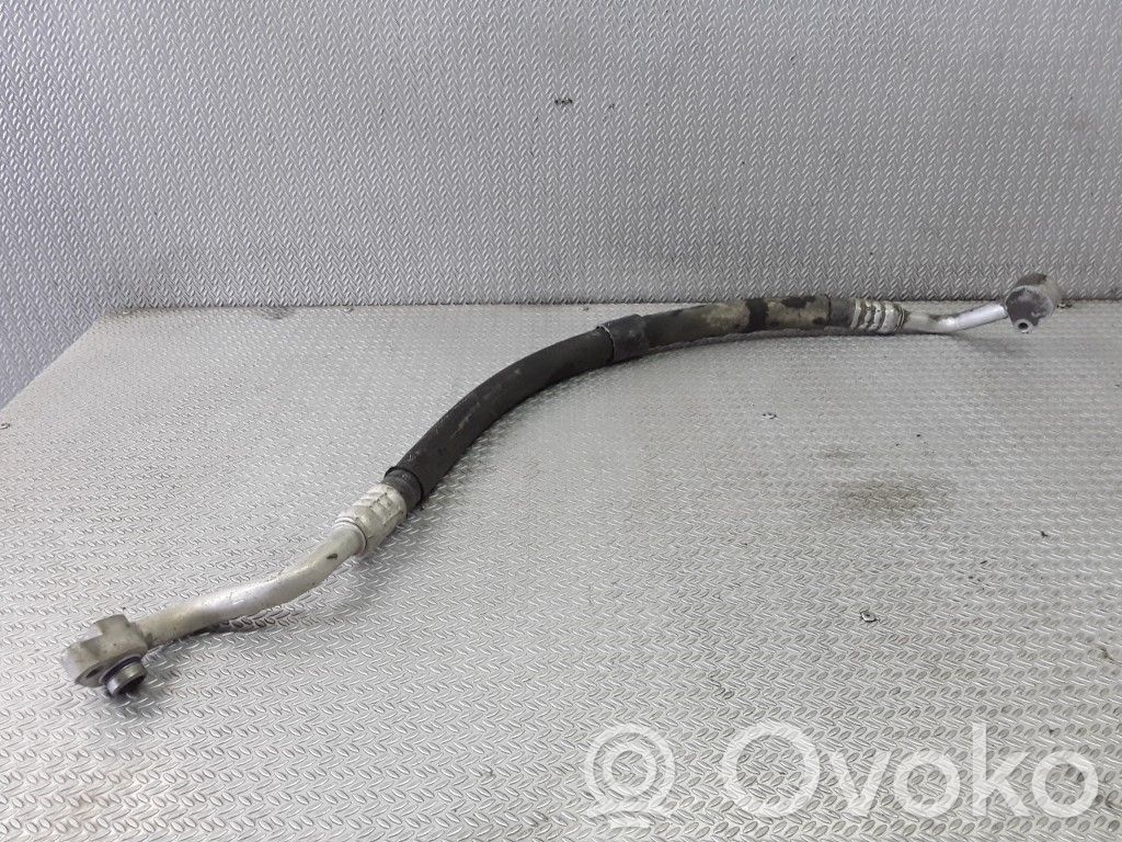 Audi A8 S8 D2 4D Ilmastointilaitteen putki (A/C) 
