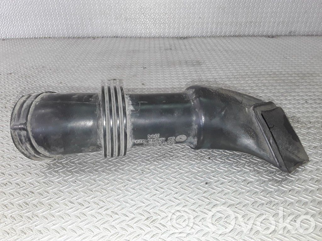 Audi A8 S8 D2 4D Ilmanoton letku 
