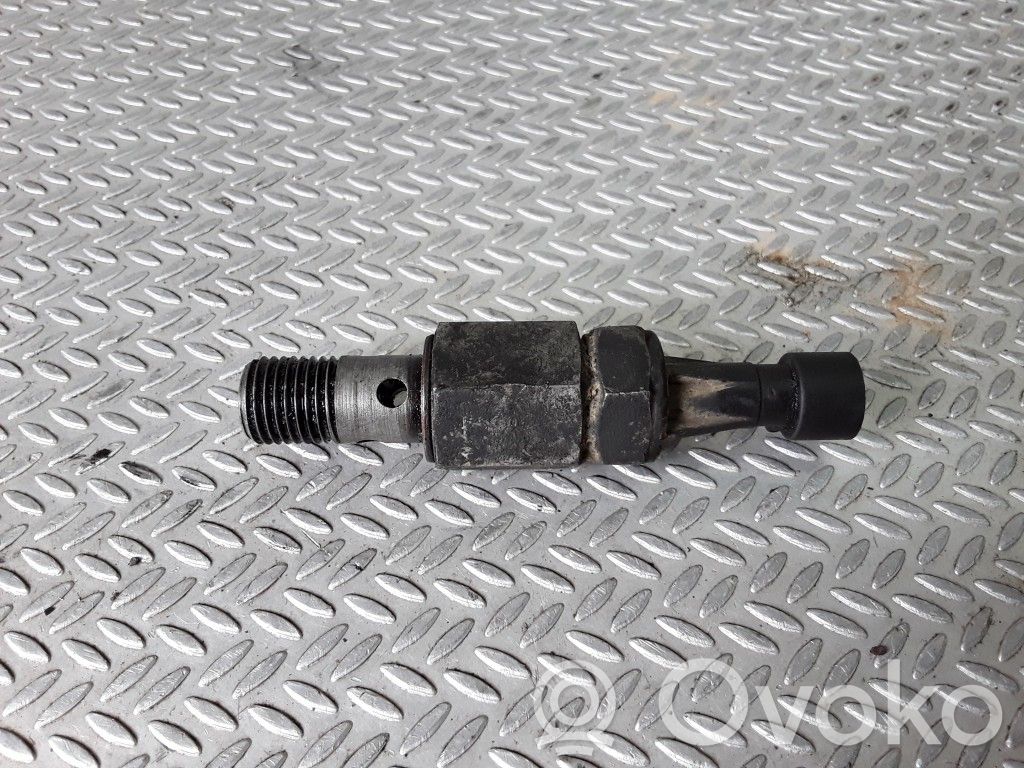 Oil pressure sensor