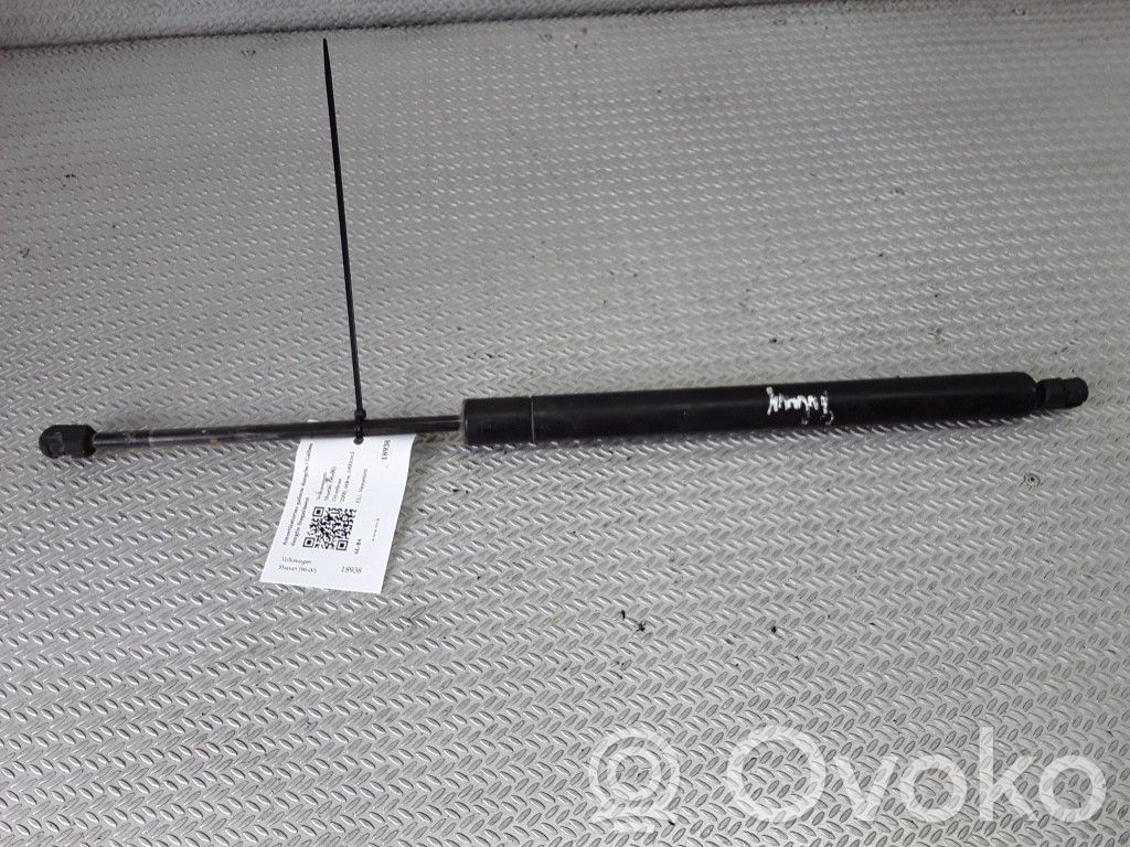 Amortyzator klapy tylnej bagażnika   95VW442K08AG,7M0827550F