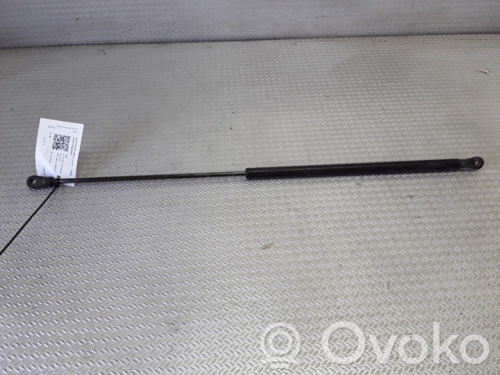 Audi A4 S4 B5 8D Bagāžnieka amortizators 