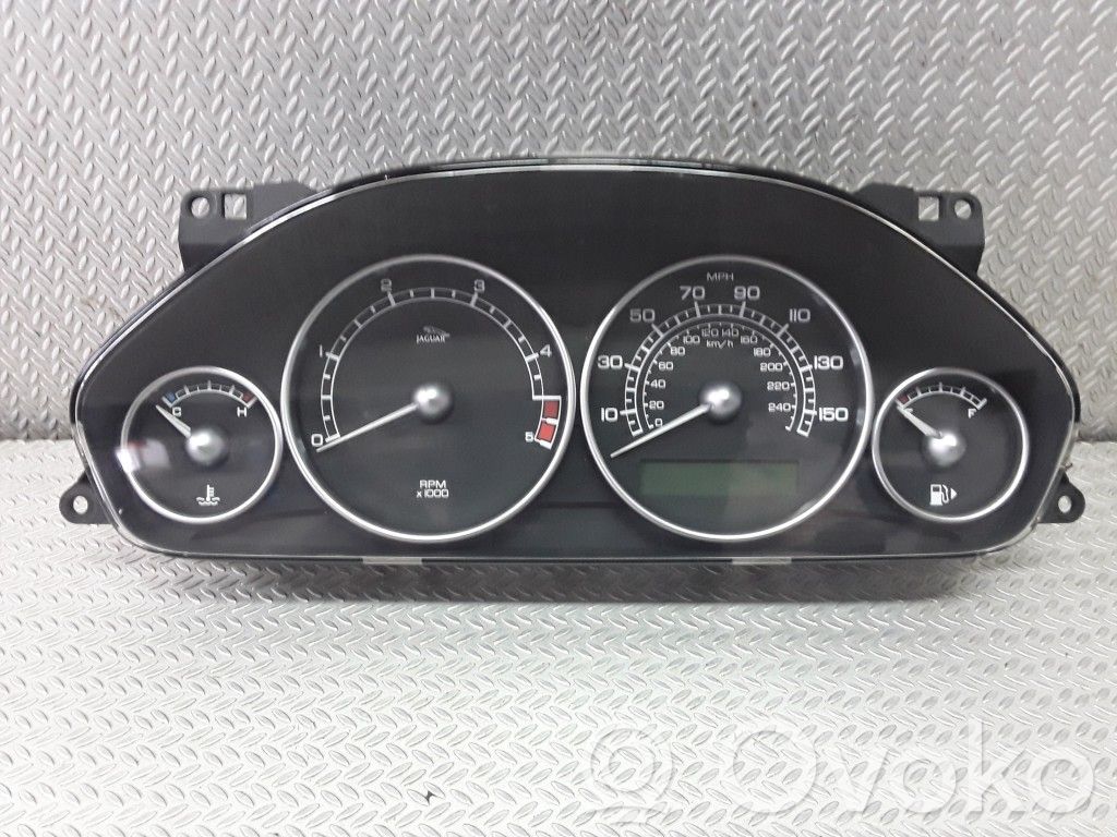 Jaguar X-Type Speedometer (instrument cluster) 