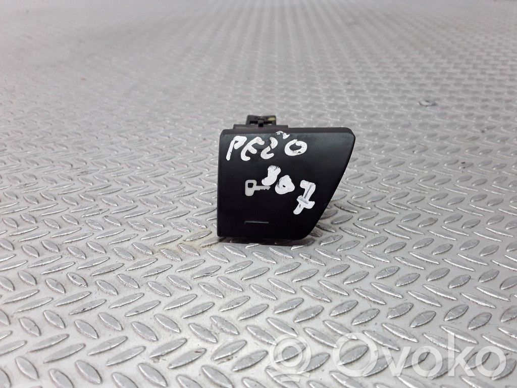 Central locking switch button   96366684XT