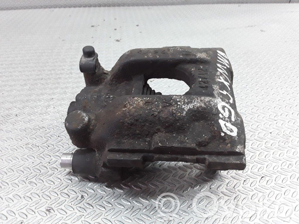 Rear brake caliper