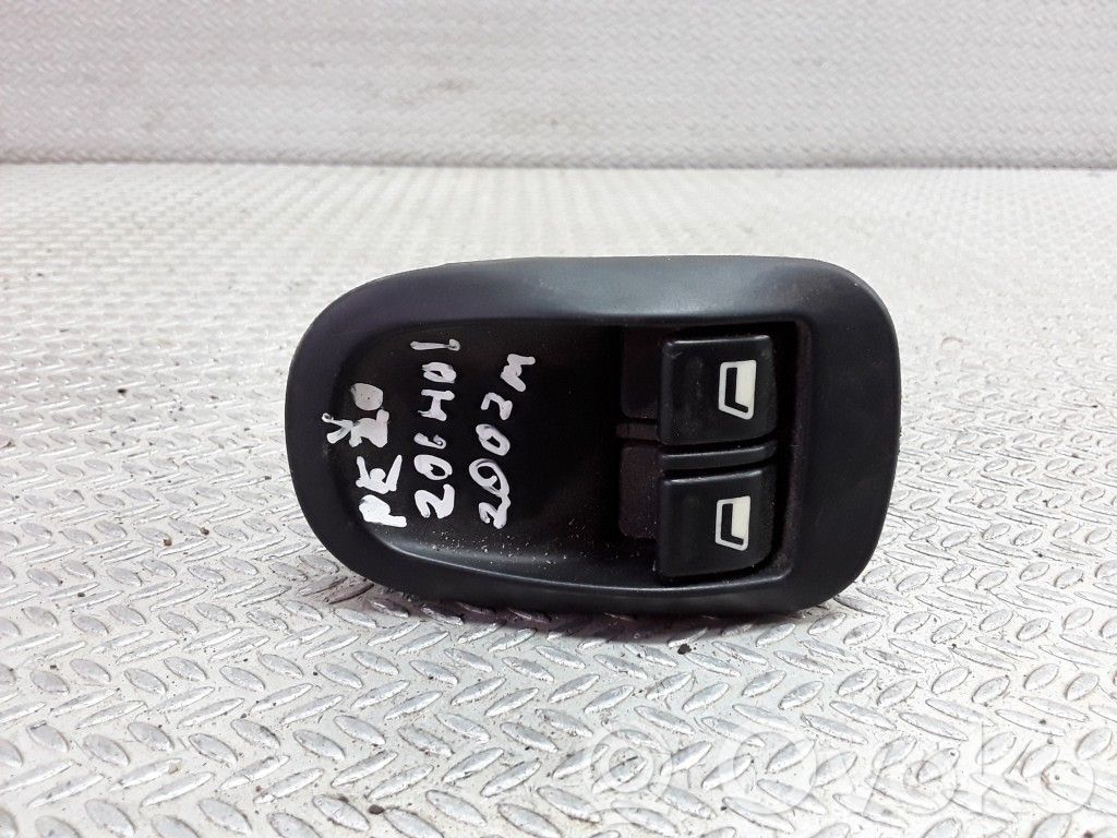Electric window control switch