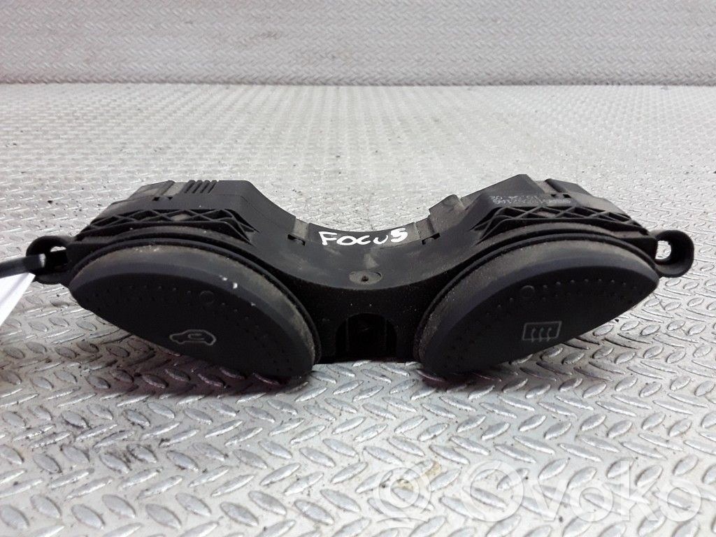 Windscreen/window heater switch   98AG18C621AG